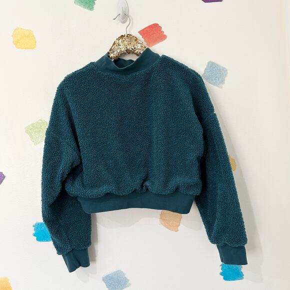 M Fabletics Teal Teddie Cropped Pullover Sweatshirt - Picture 1 of 4